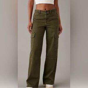 American Eagle Dreamy Drape Stretch Cargo Super High-Waisted Baggy Wide-Leg Pant